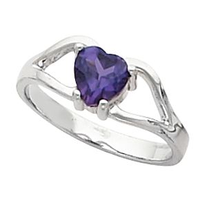 Ring Mounting for Heart-Shape Gemstone