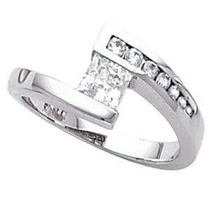 Princess-Cut Solitaire Bypass Mounting