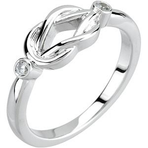 .06 ct tw Diamond Ring