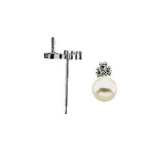 Pearl Earring with Trio Accent