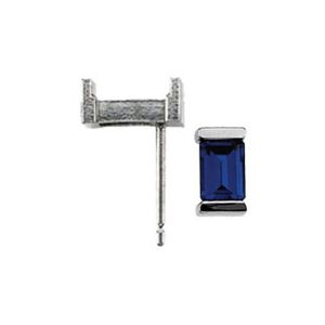 Emerald Bar-Style Earring with .030