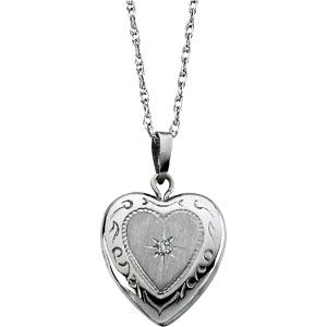 HEART LOCKET ON AN 18