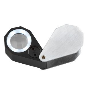 10x Illuminated 21mm Triplet Loupe