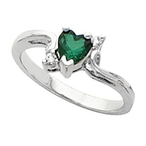 Ring Mounting for Heart-Shape Gemstone
