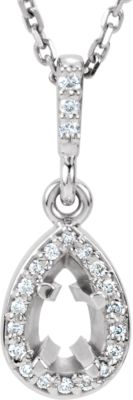 Halo-Style Pendant for Pear Center