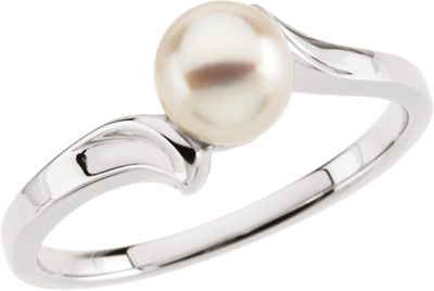 Akoya Cultured Pearl Bypass Ring