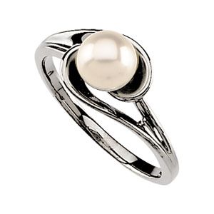 Akoya Cultured Pearl Ring
