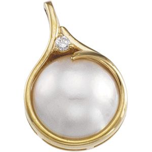 Mabé Cultured Pearl & Diamond Pendant