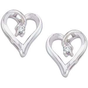 .04 ct tw Diamond Heart Earrings