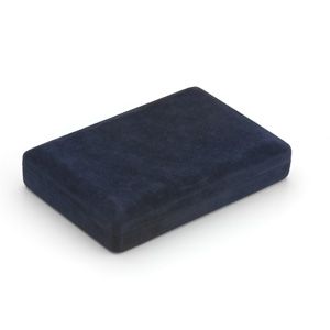 Soft-Suede Sapphire Necklace Box