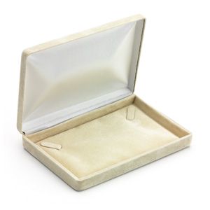 Soft-Suede Shell Necklace Box