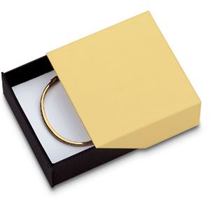 Peek-A-Boo Universal Box