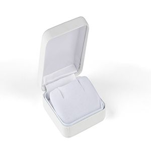 White Ultima Earring Box with Reversible Pad 
