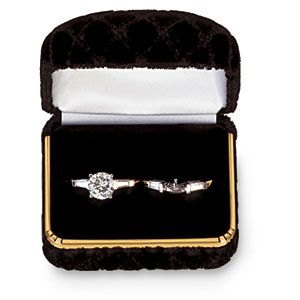 Quilted Velvet Black Single / Double Ring Box