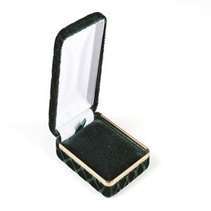 Quilted Velvet Green Pendant Box