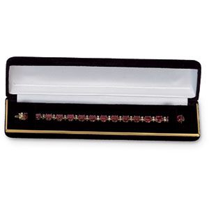 Black Velvet Layout Bracelet Box