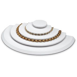 Chain & Pearl Strand Display