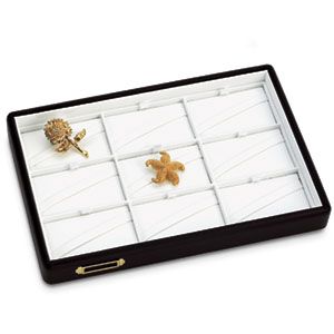 9 Brooch Tray