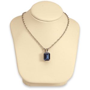 Leatherette Mini Neckform