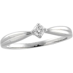 1/10 ct tw Diamond Ring
