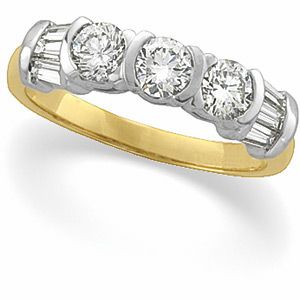 1 ct tw Diamond 3-Stone Ring