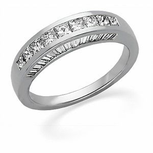 1 1/3 ct tw Diamond Anniversary Band
