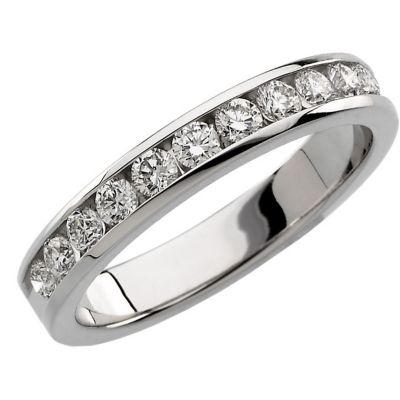1/2 ct tw Round Diamond Anniversary Band