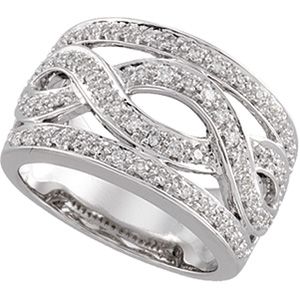 1/2 ct tw Diamond Band