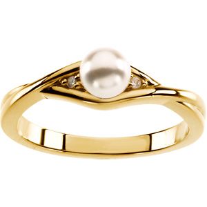 Ring Mounting for Pearl and Diamonds