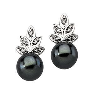 Cultured Black Pearl & Diamond Earring
