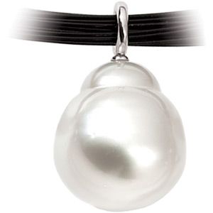 South Sea Cultured Pearl Pendant