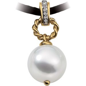 South Sea Cultured Pearl & Diamond Pendant