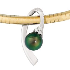Freshwater Cultured Black Pearl & Diamond Pendant