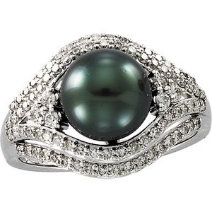 Tahitian Cultured Pearl & Diamond Ring