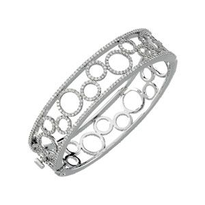 6 7/8 ct tw Diamond Bangle Bracelet