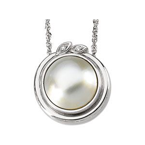 Mabé Cultured Pearl & Diamond Pendant