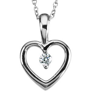 .07 ct tw Diamond Heart Necklace