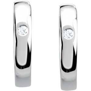 .04 ct tw Diamond Hinged Hoop Earrings