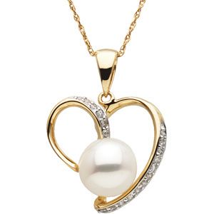 Freshwater Pearl & Diamond Pendant
