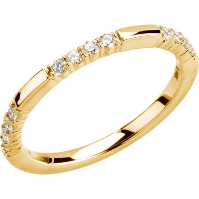 1/4 ct tw Diamond Anniversary Band