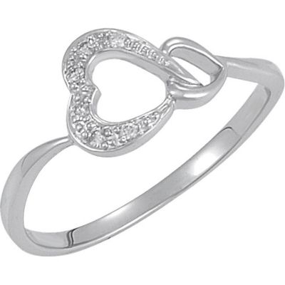.05 ct tw Diamond Heart Ring 