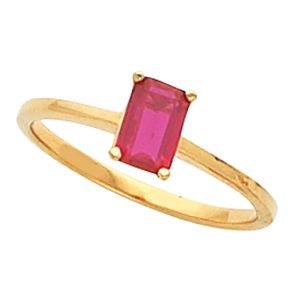 Ring Mounting for Emerald Shape Gemstone Solitaire