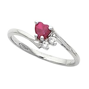 Ring Mounting for Heart-Shape Gemstone
