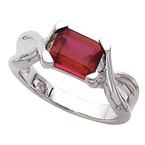Ring Mounting for Emerald Shape Gemstone Solitaire