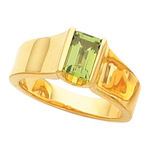 Ring Mounting for Emerald Shape Gemstone Solitaire