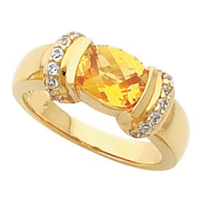 Accented Ring Mounting for Antique Cushion Center
