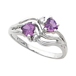 Ring Mounting for Heart-Shape Gemstone