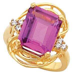 Ring Mounting for Emerald Shape Gemstone 