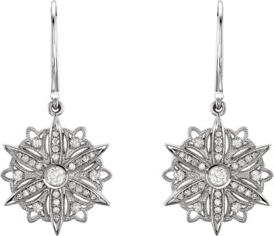 Vintage-Inspired Dangle Earrings