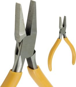 Box Joint Flat Nose Plier 5.25